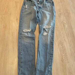 Women’s Levi’s 501 Skinny Blue Distressed Jeans Sz 25 worn once.